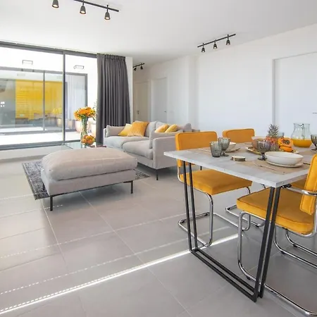 Cascasas The Yellow La Oliva