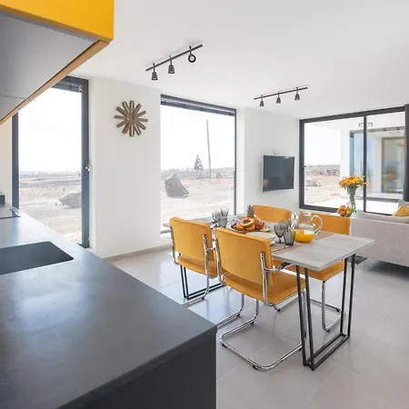 Apartment Cascasas The Yellow