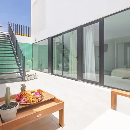 Cascasas The Yellow * La Oliva