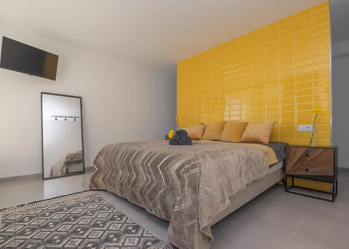 Cascasas The Yellow *