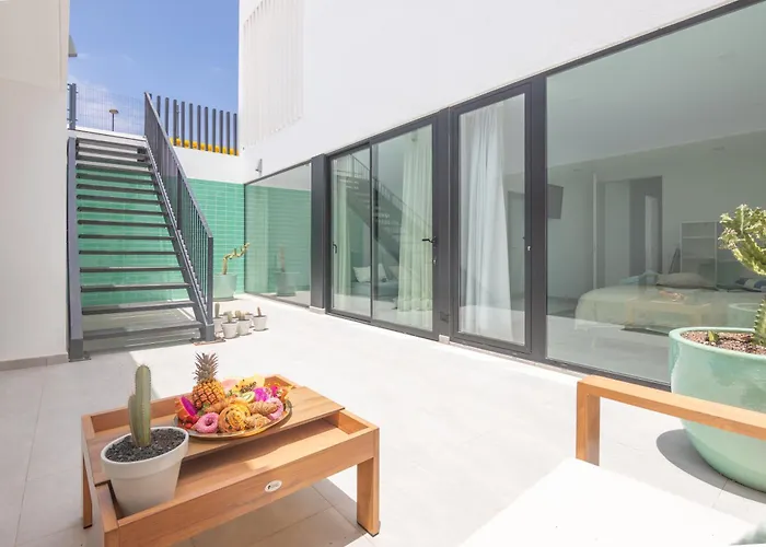 Cascasas The Yellow * La Oliva